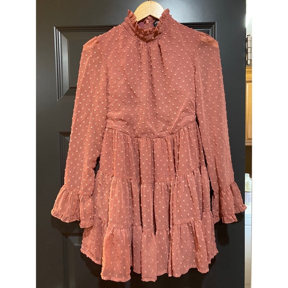 Red Dress Boutique Dresses & Skirts - Red dress boutique muave dress small